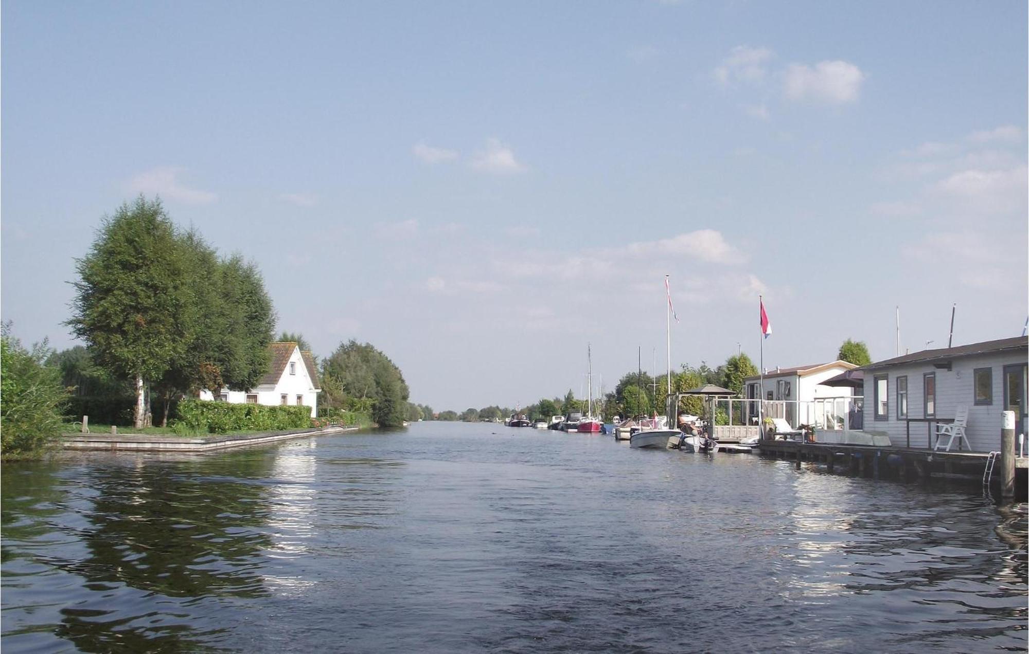 Beautiful Home In Breukelen With Wifi Luaran gambar