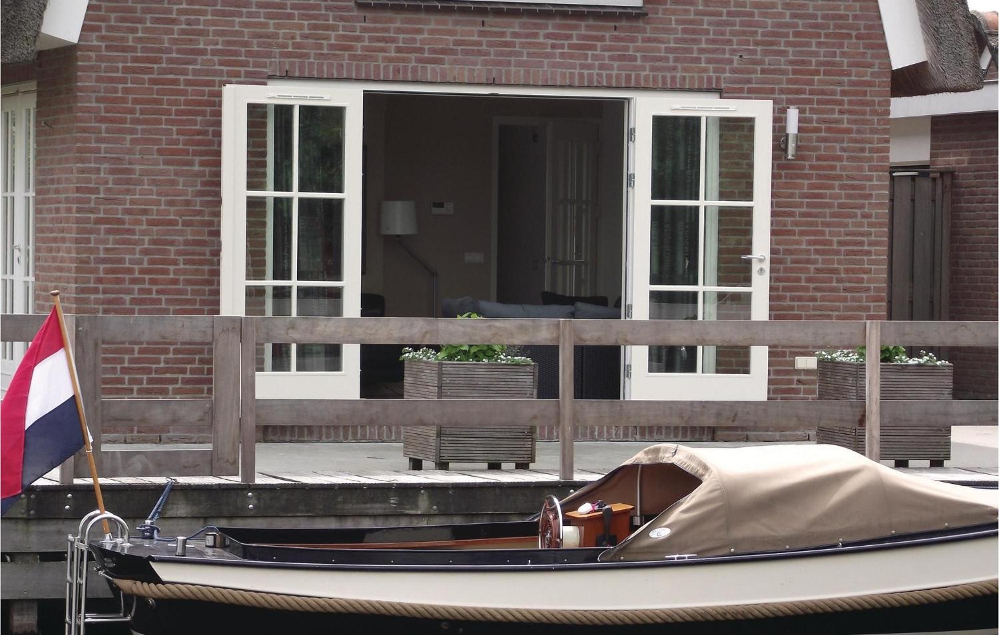 Beautiful Home In Breukelen With Wifi Luaran gambar
